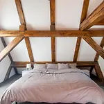Roof Apartment